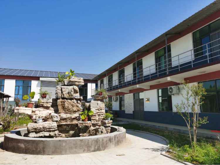 赞皇莲华农庄:现代农区变景区 老百姓吃上旅游饭