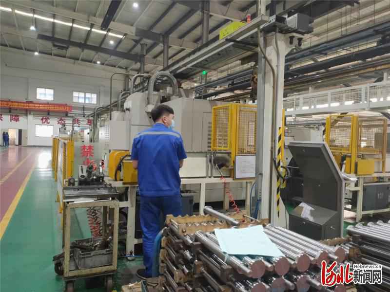 河北规模以上工业增加值同比增长5.6%