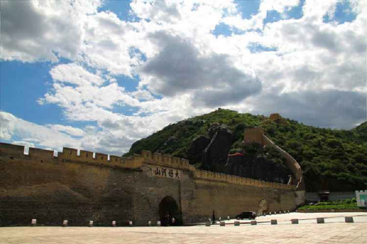 名牌导游带您游河北|金秋塞外看旅发!张家口大境门:一座城,一个门!