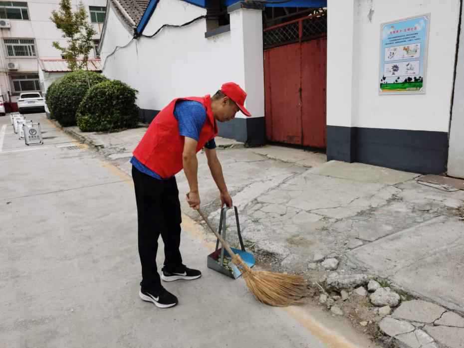 中国银行燕郊大厂支行志愿服务活动进社区推动文明城市创建