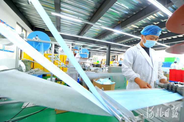 河北保定：全力生产 支持抗疫