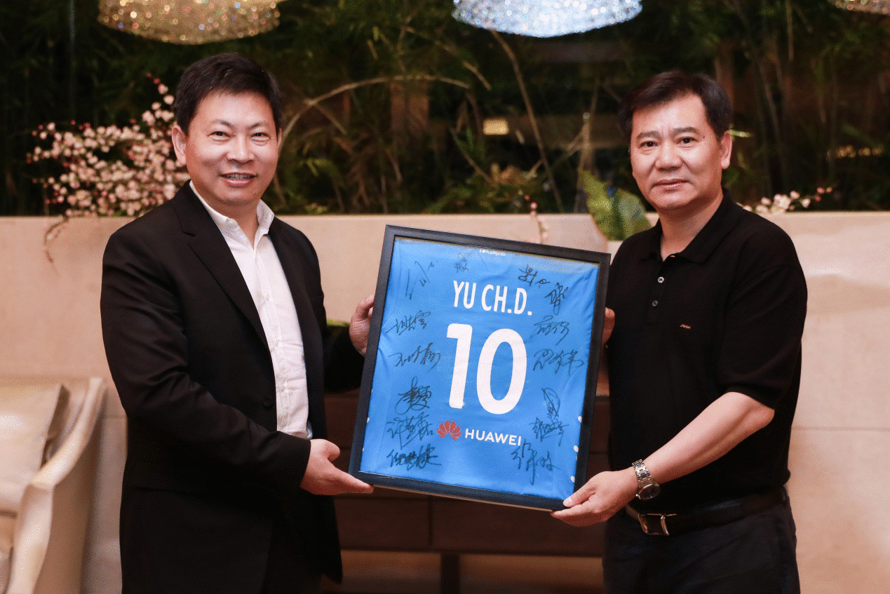 华为余承东到访苏宁，达成3年生态合作目标翻倍增长