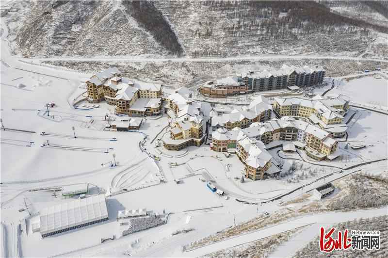河北：雪后崇礼尽显冬奥小城静谧之美