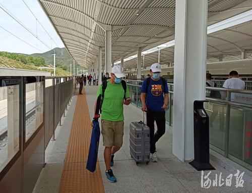 京张高铁，重归繁忙