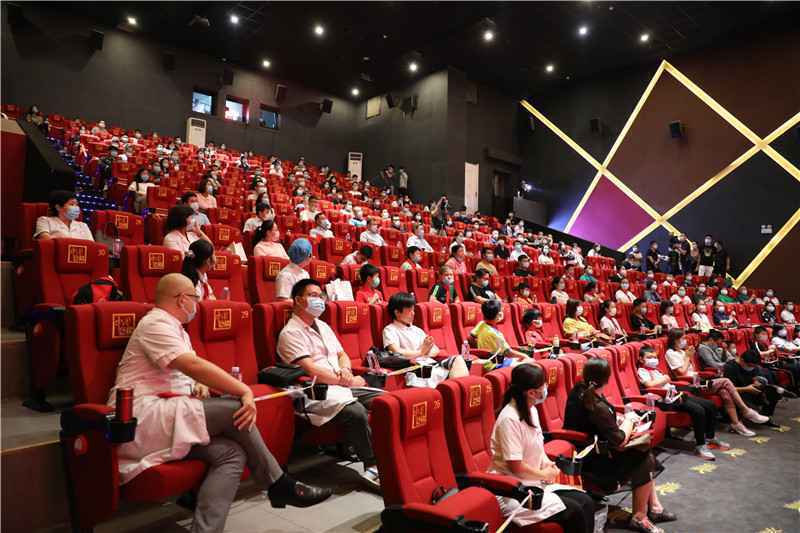 致敬！今起河北省1100名援鄂医务人员可以免费看电影啦！