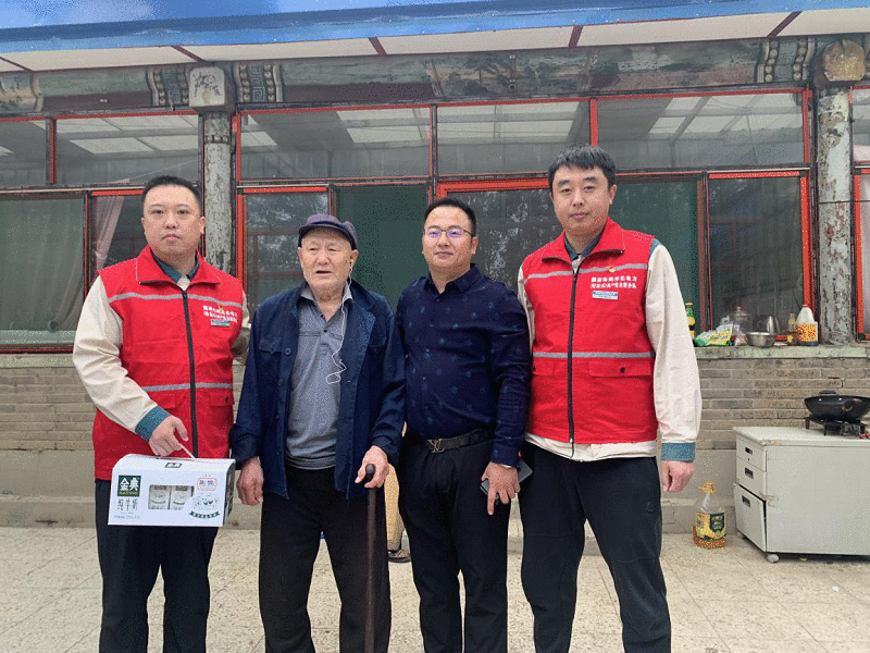 国网河北建设公司：庆国庆迎中秋送温暖 特高压共产党员服务队在行动