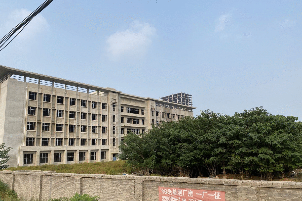 河北“明星”芯片厂夭折：公司仅建一栋楼就没钱了