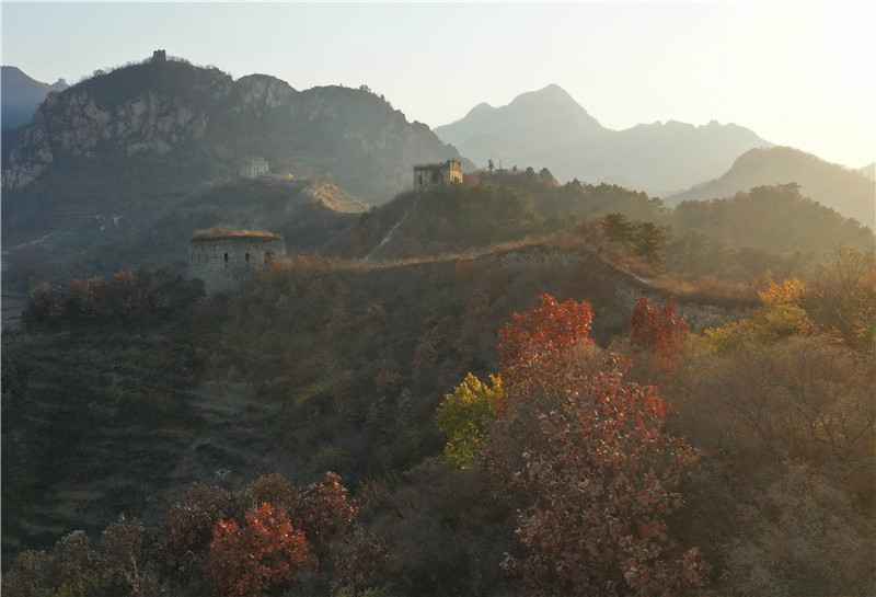 河北迁西：长城深秋美