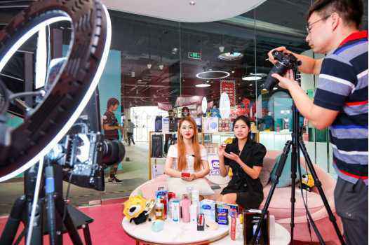 而立苏宁：模式创新拥抱新消费