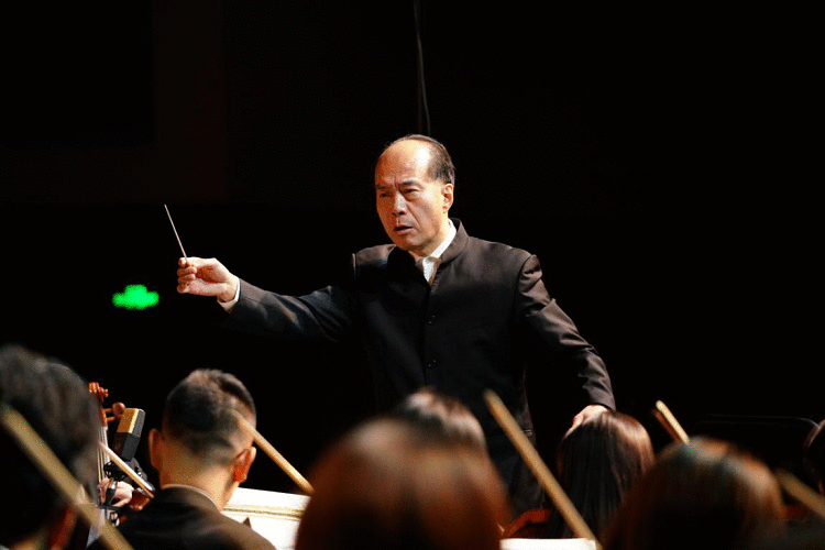 “携手经典，共赴岁末之约”——河北交响乐团“2021新年音乐会”28日在石奏响