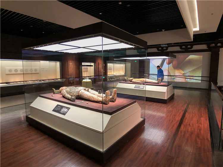 名牌导游带您游河北|河北这个地方藏着一个汉代诸侯的前世今生！金缕玉衣、长信宫灯……