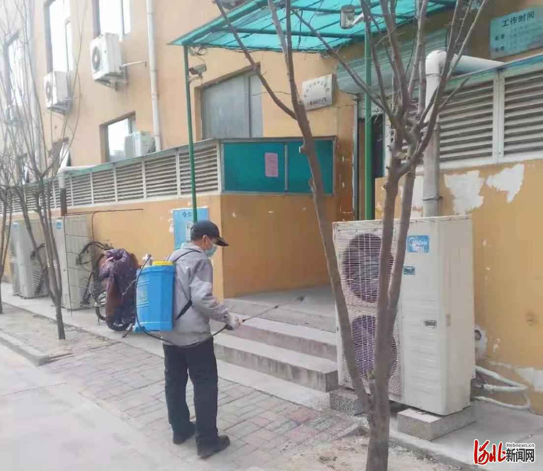 石家庄：因疫情封闭的小区 有这些温暖的画面