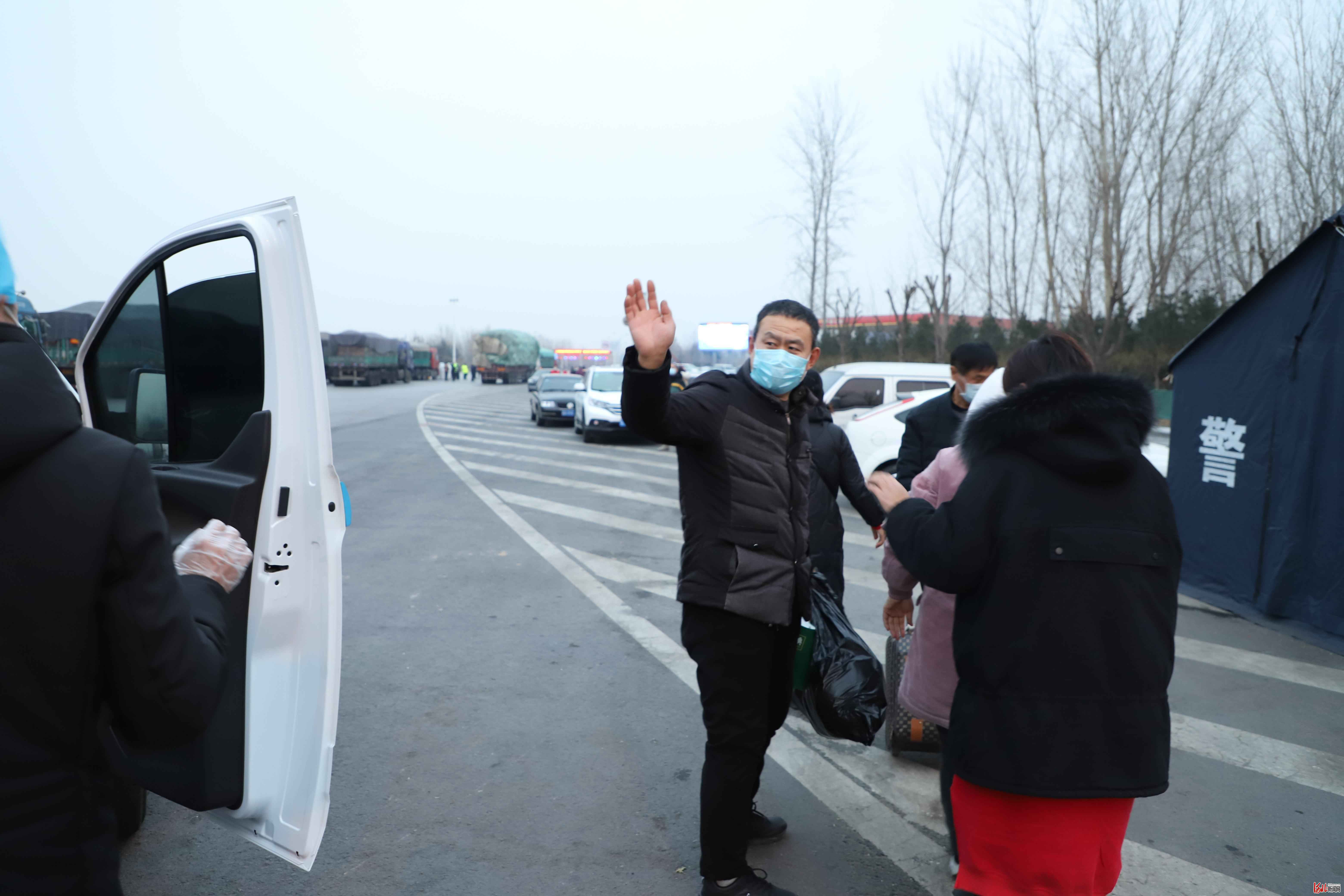 河北省人民医院专车无偿护送出院患者回家