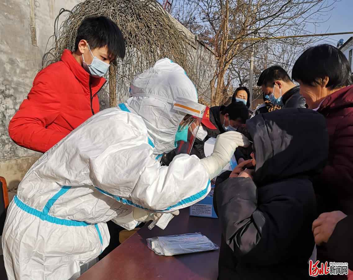 石家庄市妇产医院核酸采集队完成藁城区6000人核酸采集任务
