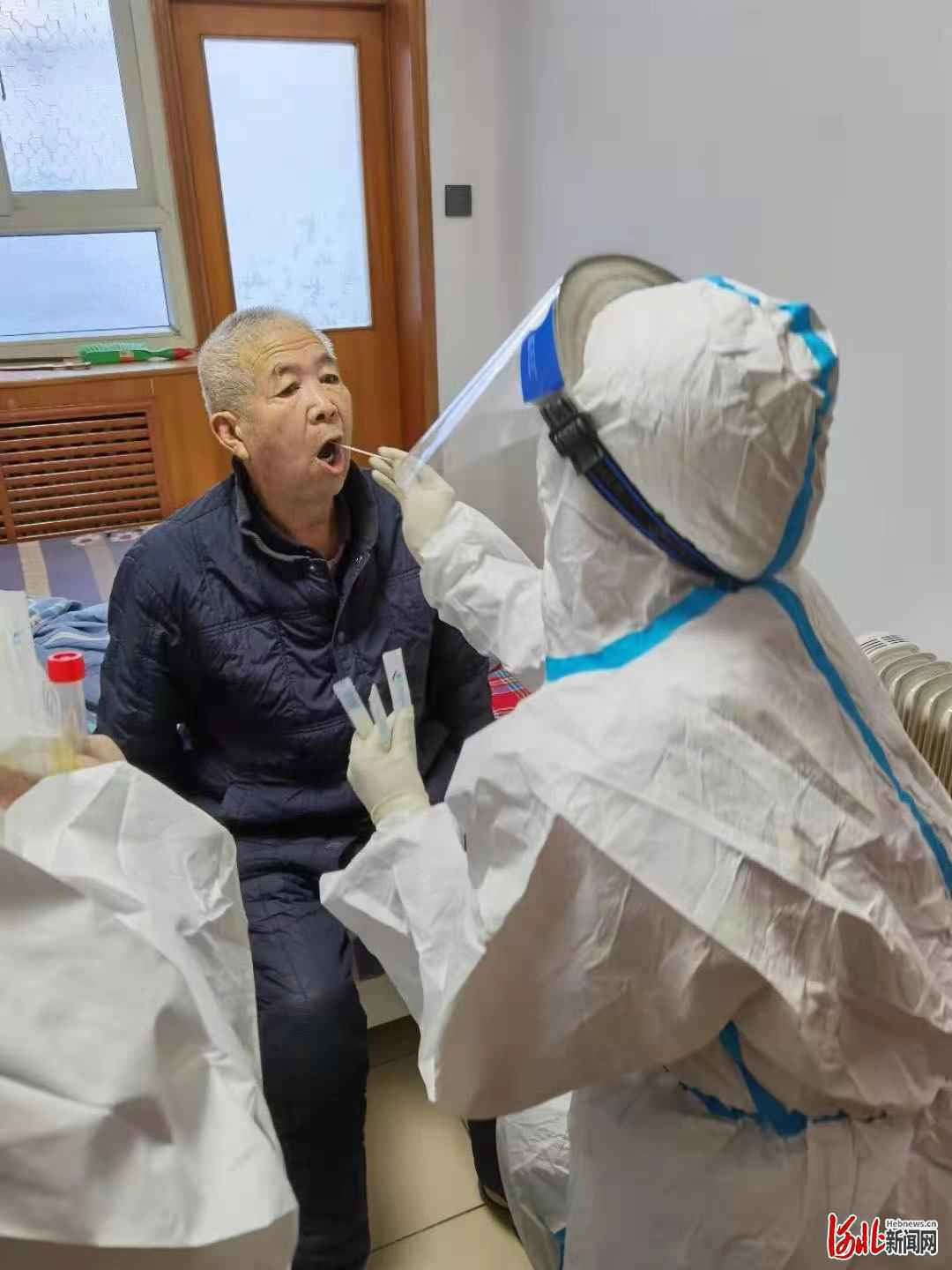 石家庄市3302社区卫生服务中心18名白衣战士执甲踏征程