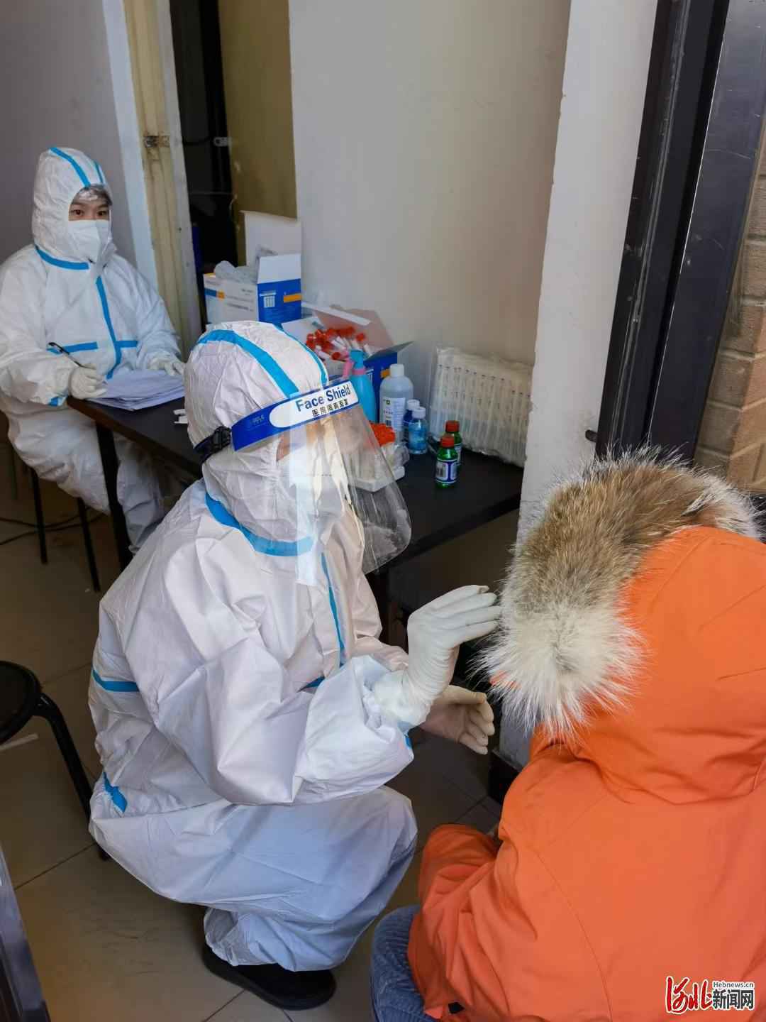 石家庄市3302社区卫生服务中心18名白衣战士执甲踏征程