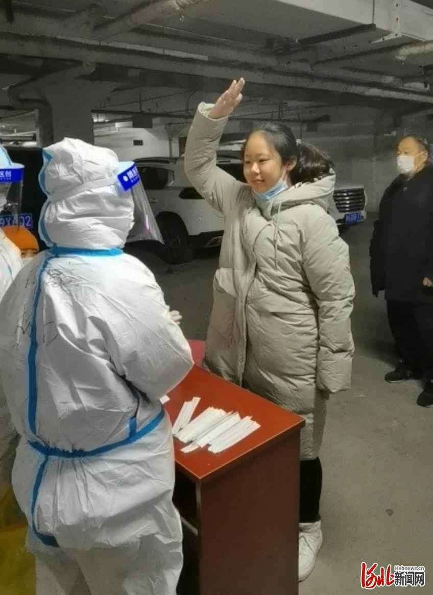 冲锋在抗疫第一线！河北生殖妇产医院全力支援全民核酸检测采样工作