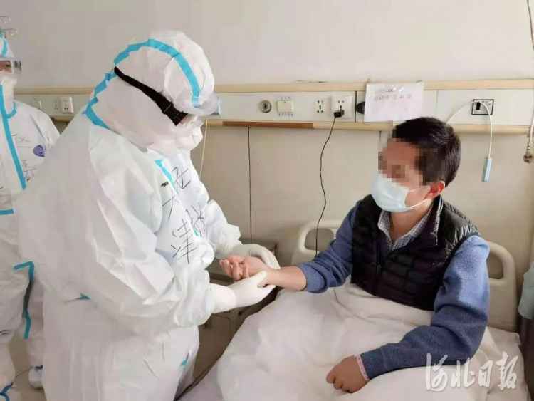 张伯礼院士深入石家庄定点医院指导:建设高水平的中医康复机制