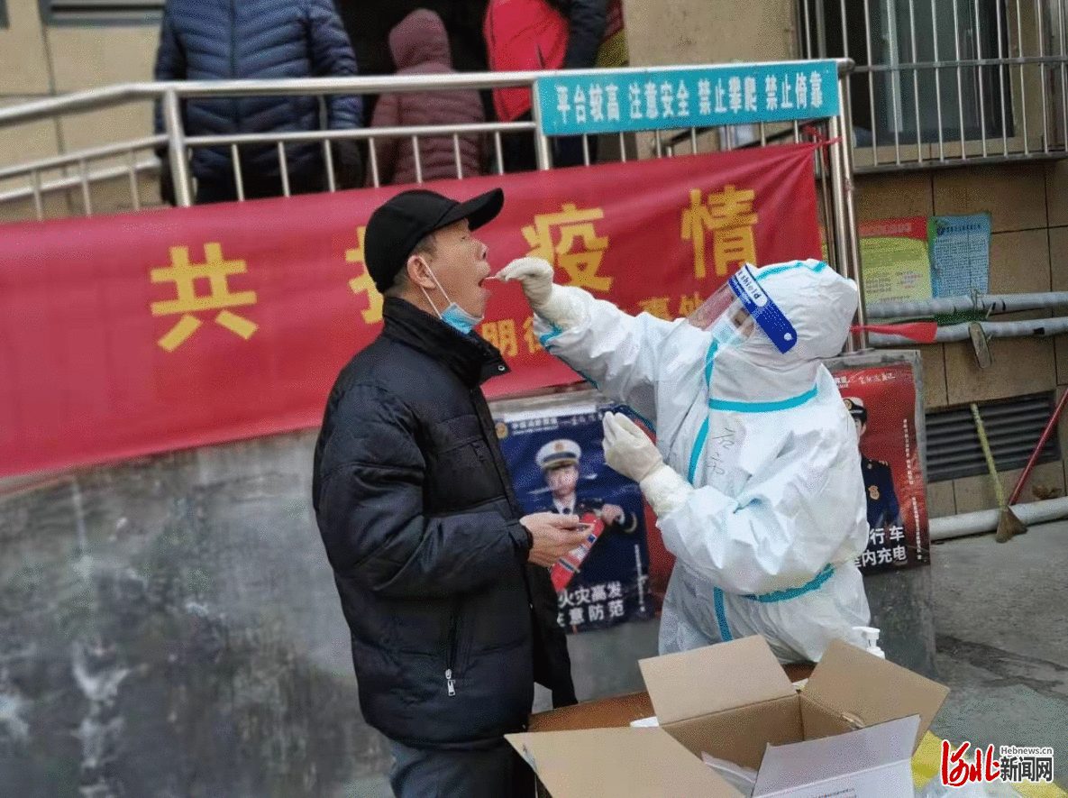 击退疫情，为医护工作者鼓掌