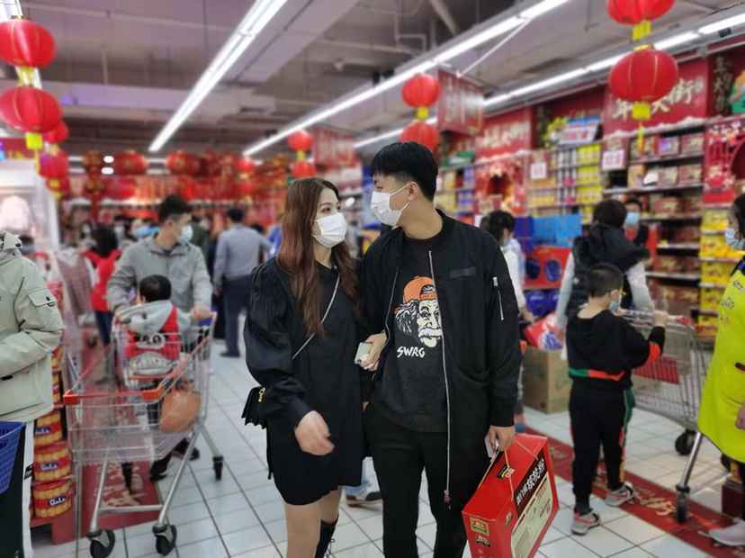 春节消费报告：“就地过年”催生哪些消费新变化？