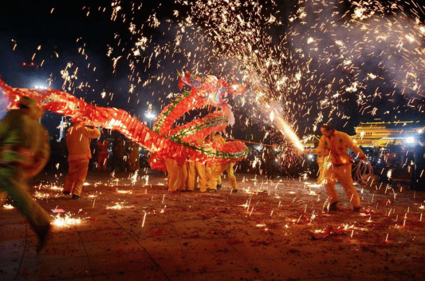 逛庙会 民俗巡游｜中冶盛世国际广场带你寻回儿时的元宵节！
