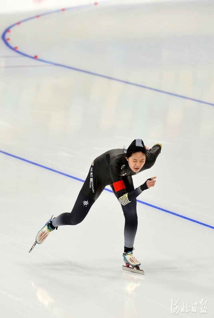 走进“冰丝带” 体验速度与激情