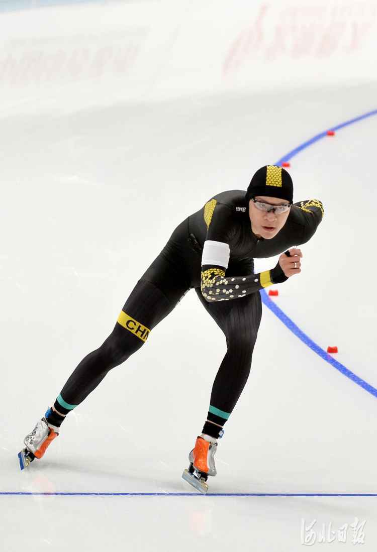 走进“冰丝带” 体验速度与激情