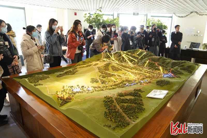 【百年京张路 筑梦冬奥行】乘奥运东风，河北张家口冰雪旅游产业“滑”出加速度