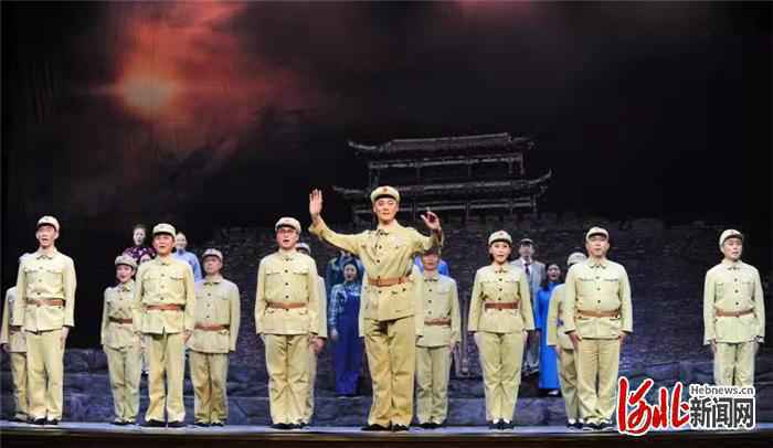百年风华 红色旋律​——河北梆子现代戏《没有共产党就没有新中国》成功上演！