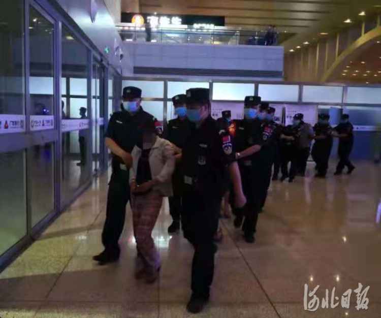 河北警方成功侦破一起特大贩卖银行账户案