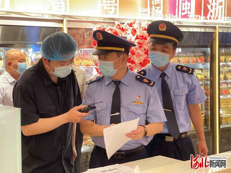 揭开网红餐厅神秘面纱！河北石家庄“餐饮安全你我同查”走进北国商城餐厅后厨